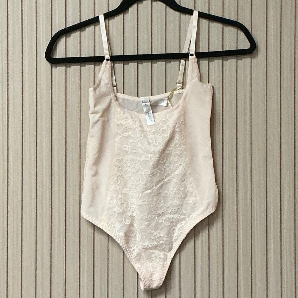 Wolf & Whistle Lace Bodysuit Women’s Size 4